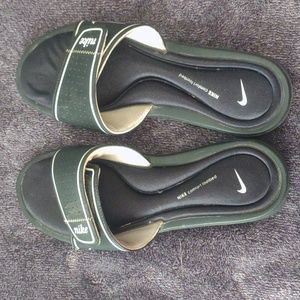 Women's Nike slides